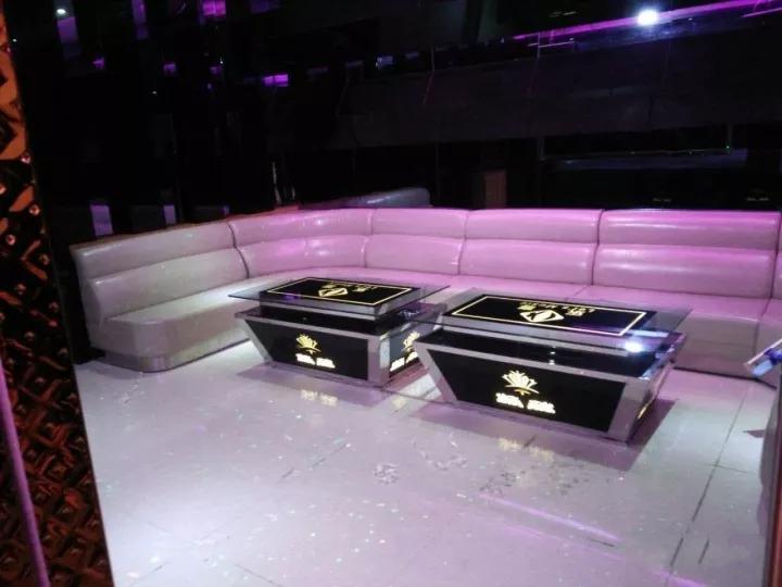 20191226/5e0475dedbbbb.jpg ktv卡座沙發定做.jpg