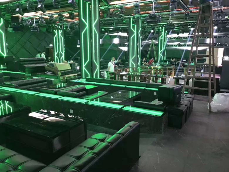 20200706/5f02a250b50aa.jpg 卡座沙發.jpg