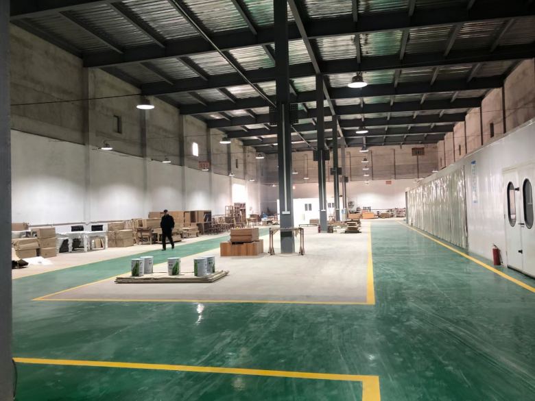 20210308/60458544c34d5.jpg 西安酒店家具板材加工車間.jpg