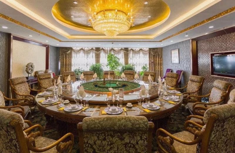 20230426/64487b9769cbf.jpg 酒店電動餐桌.jpg