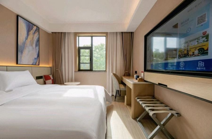 20230518/646610dcd4493.jpg 酒店大床房樣板間.jpg