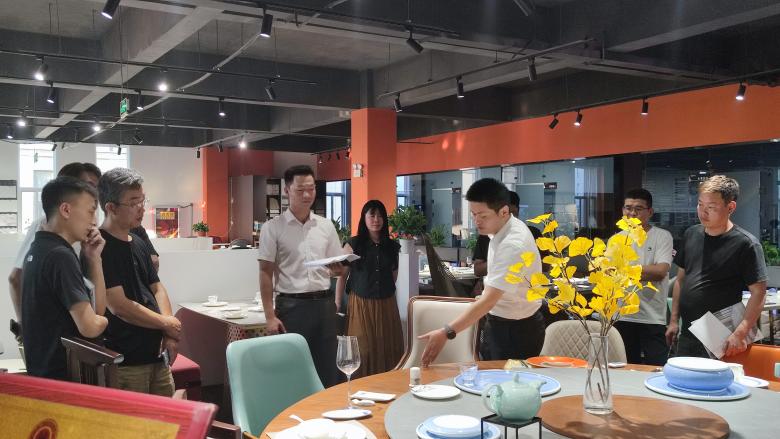 20230804/64cc9c33d83c9.jpg 邊佳偉經理獎金展廳酒店家具產品知識.jpg